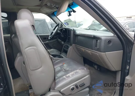 2004 Chevrolet Tahoe Lt из США, поврежденный, VIN 1GNEC13Z04R121732